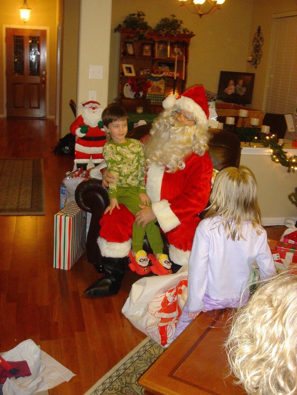 Hildebrand Christmas ScreenSaver/1024x768_2005-12-24-54 Christmas Eve J&K.jpg